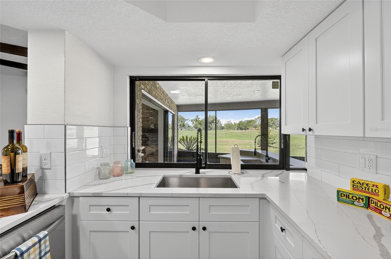 Image 22 of 87 For 1903 Country Club Court