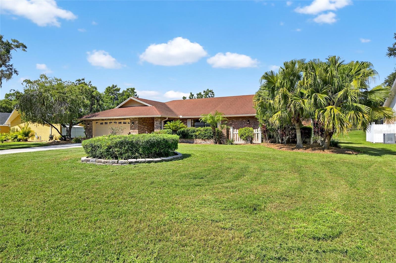Image 7 of 87 For 1903 Country Club Court