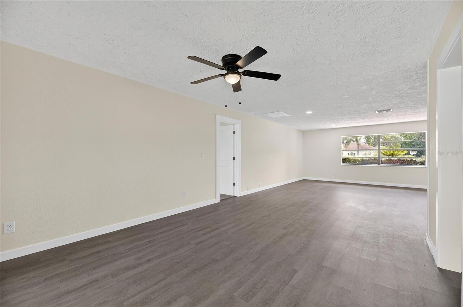 Image 73 of 87 For 1903 Country Club Court