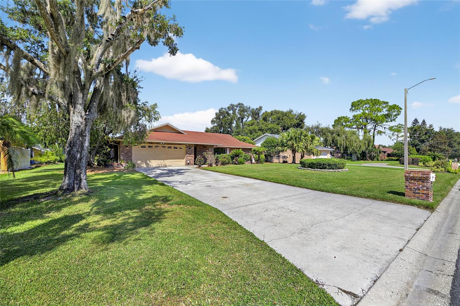 Image 8 of 87 For 1903 Country Club Court