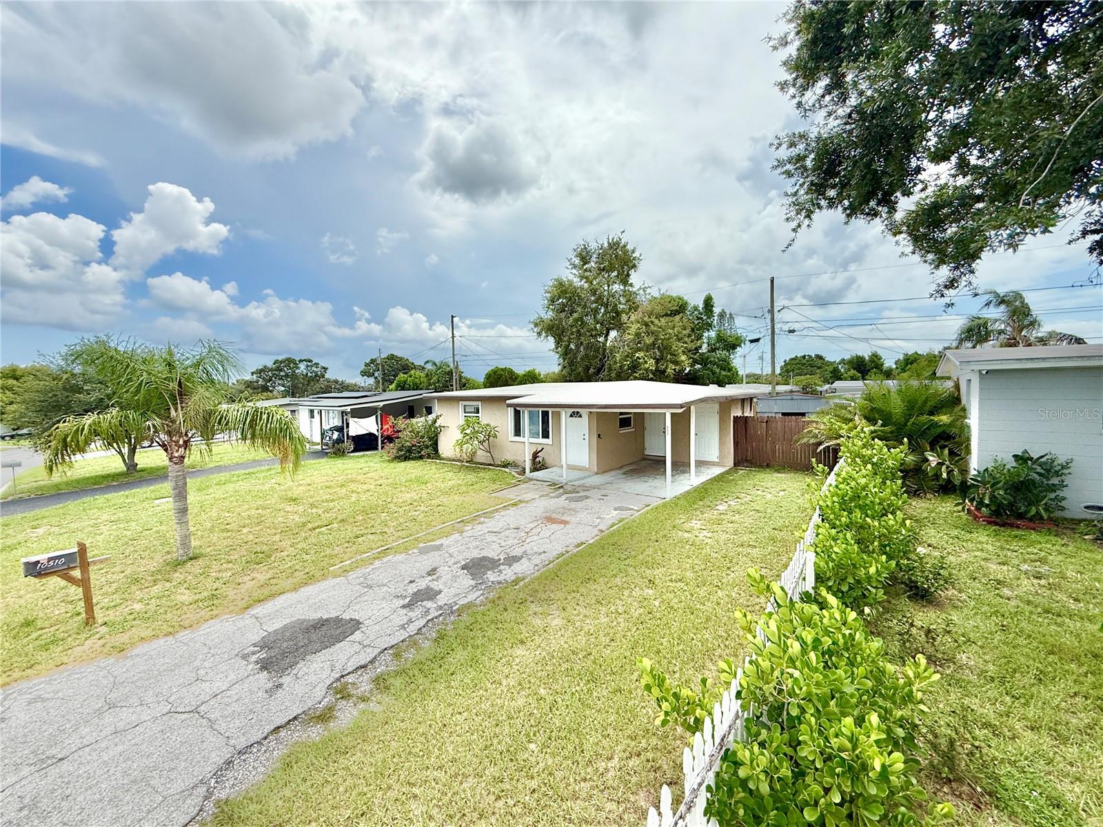 Image 2 of 30 For 10510 118th Avenue