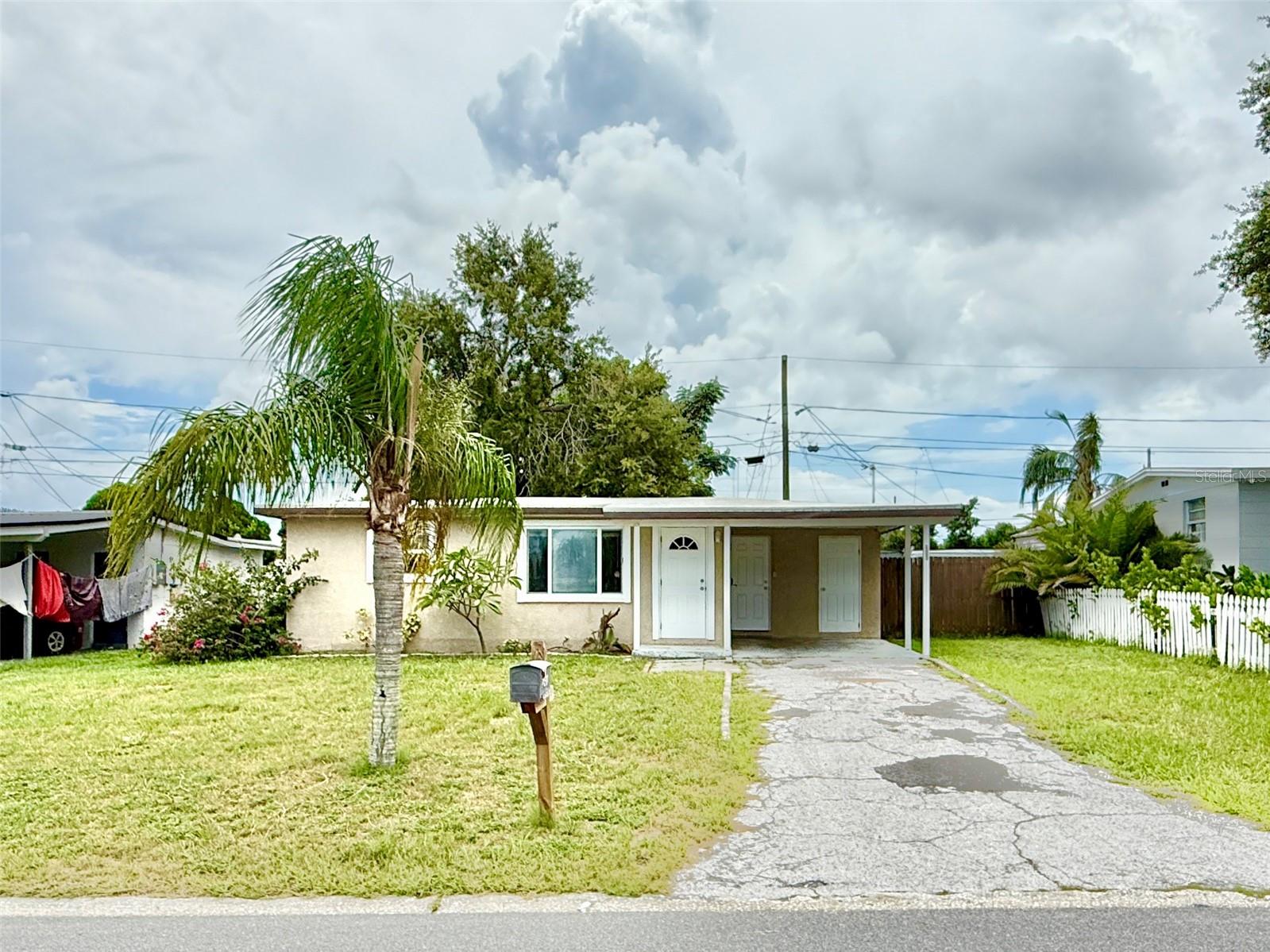 Image 3 of 30 For 10510 118th Avenue