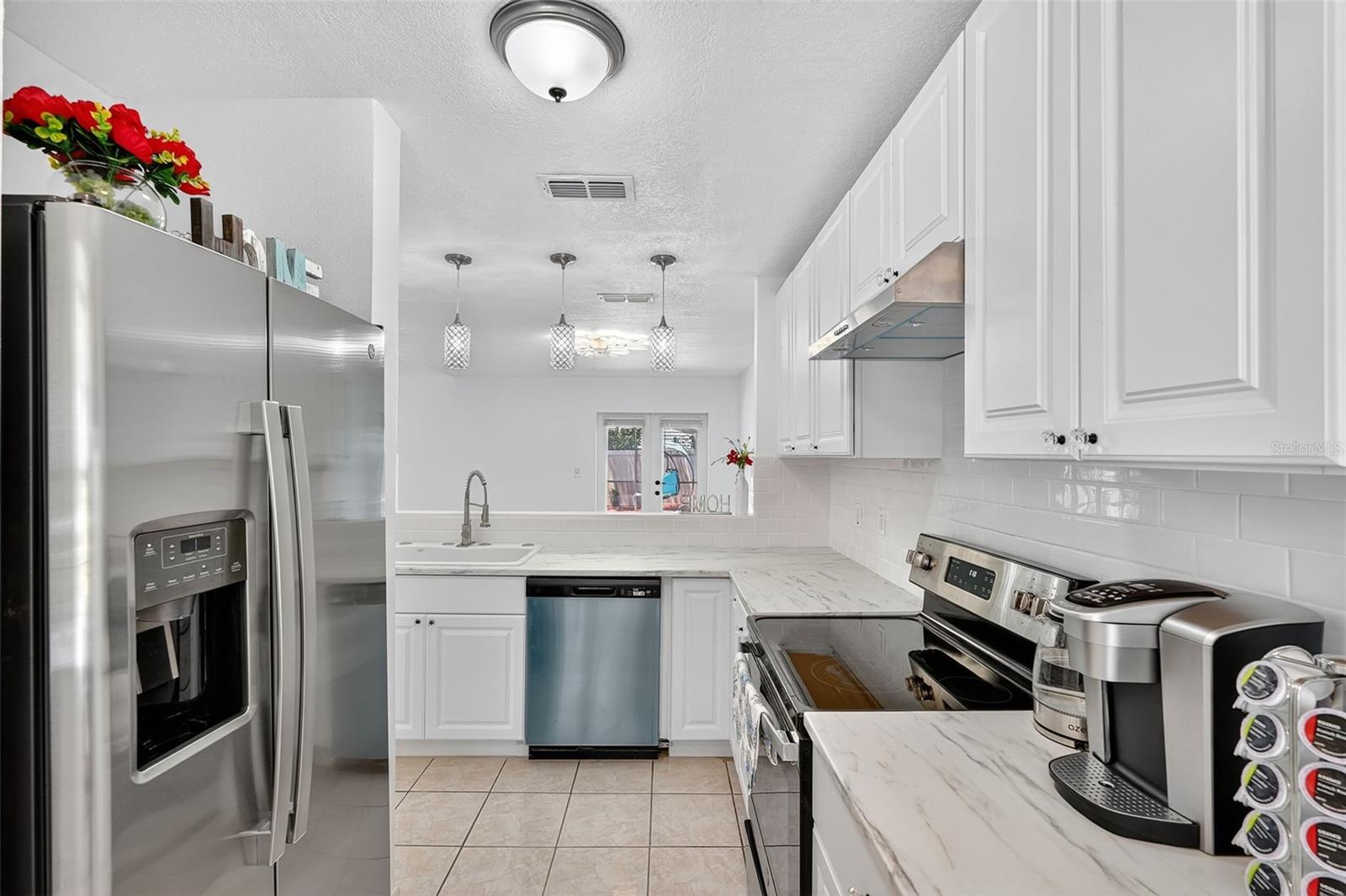 Image 13 of 64 For 540 Sheridan Drive