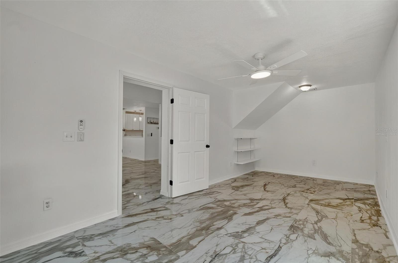 Image 21 of 64 For 540 Sheridan Drive