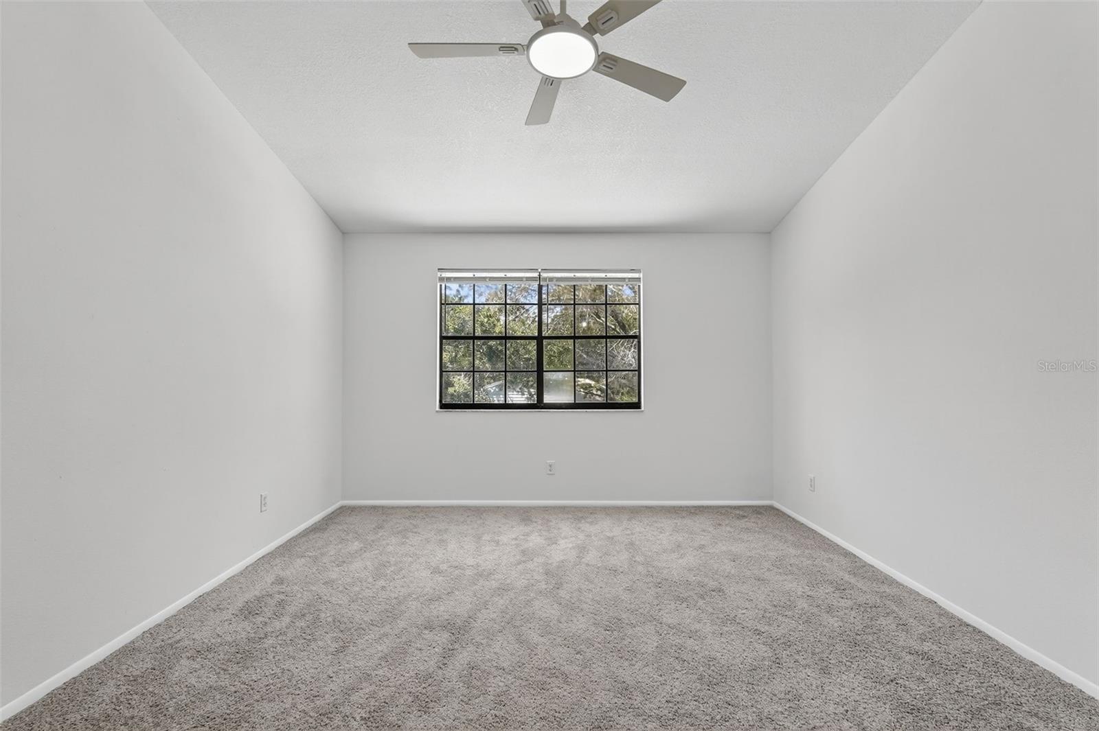 Image 40 of 64 For 540 Sheridan Drive