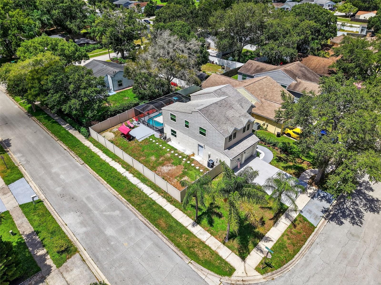 Listing photo id 63 for 540 Sheridan Drive