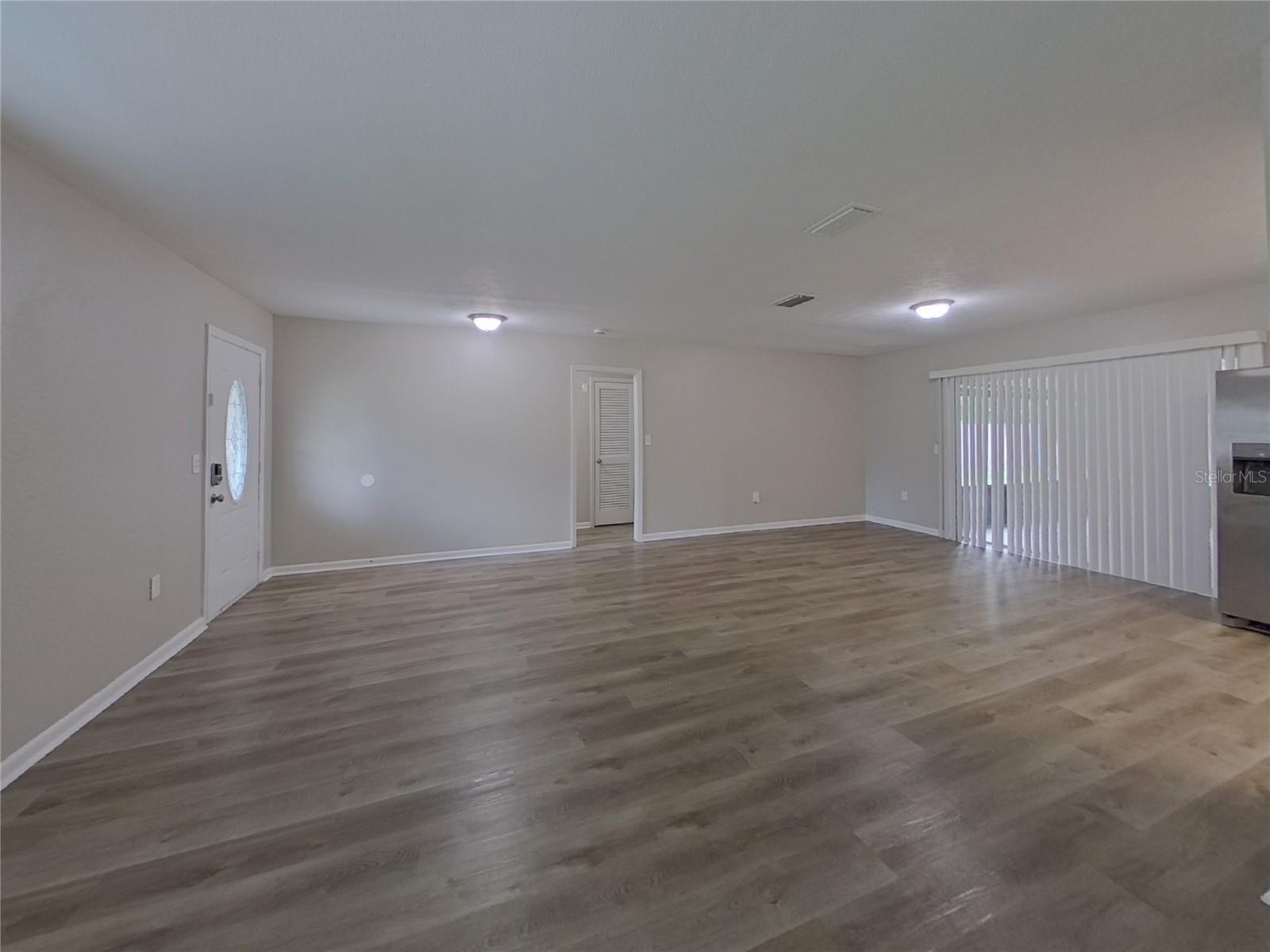 Image 4 of 12 For 615 Princeton Street