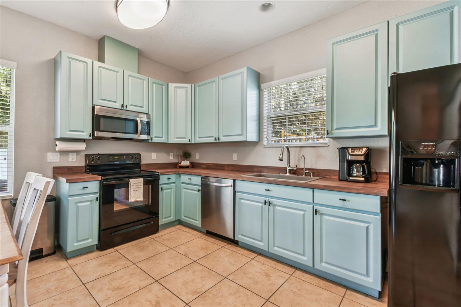 Image 17 of 75 For 165 Alexander Woods Drive