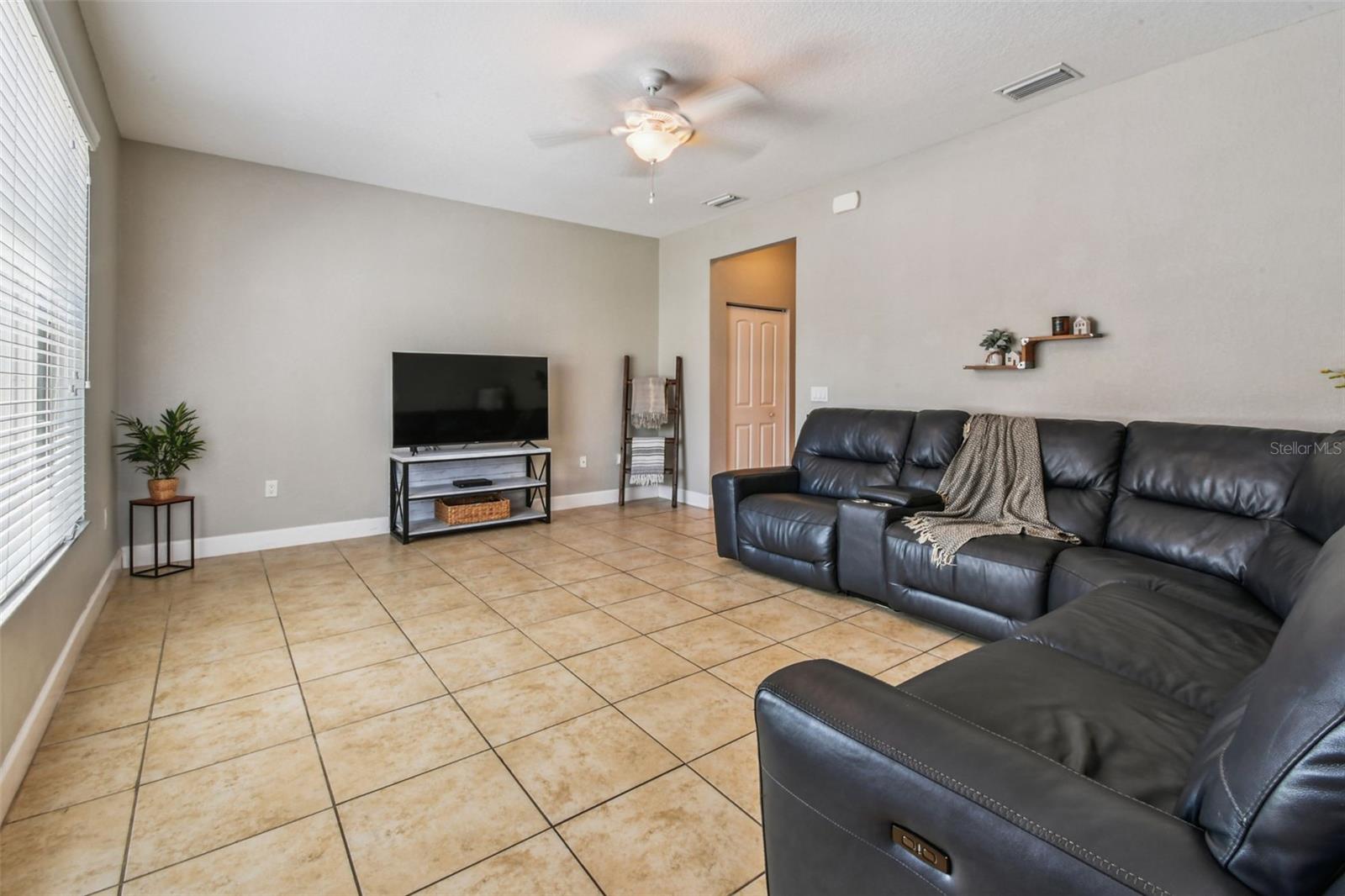 Image 7 of 75 For 165 Alexander Woods Drive