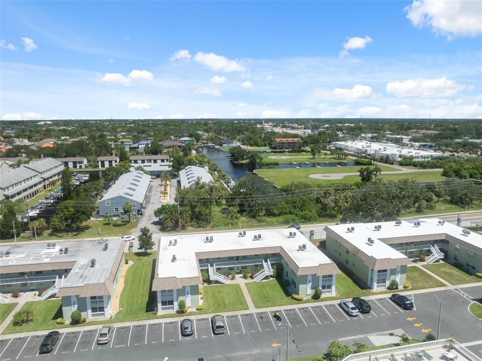 Image 23 of 38 For 1250 S Pinellas Ave  910
