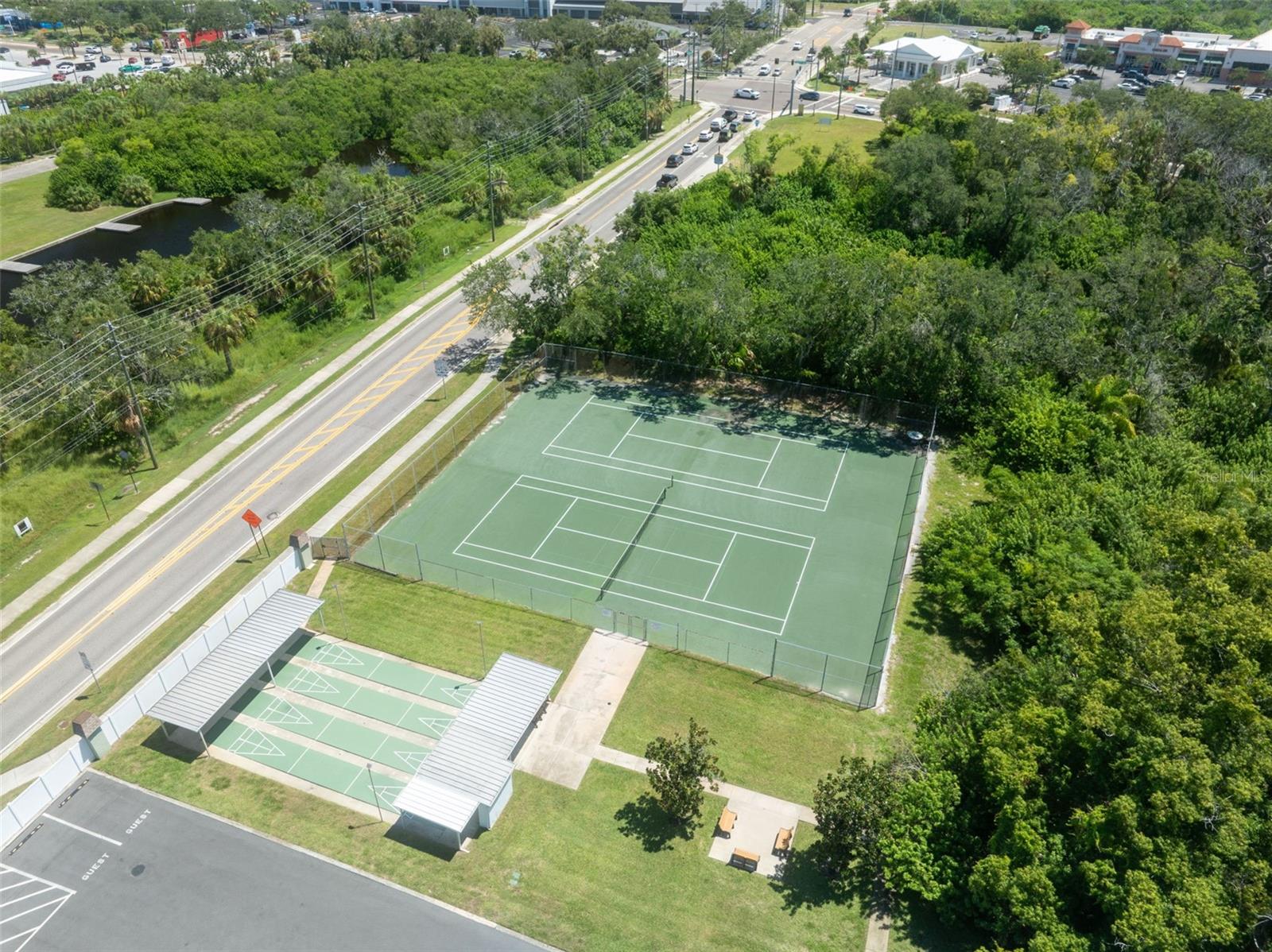 Image 32 of 38 For 1250 S Pinellas Ave  910