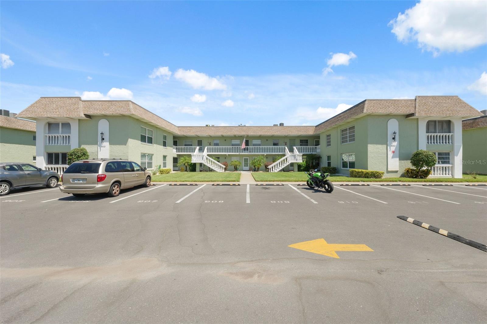 Image 36 of 38 For 1250 S Pinellas Ave  910