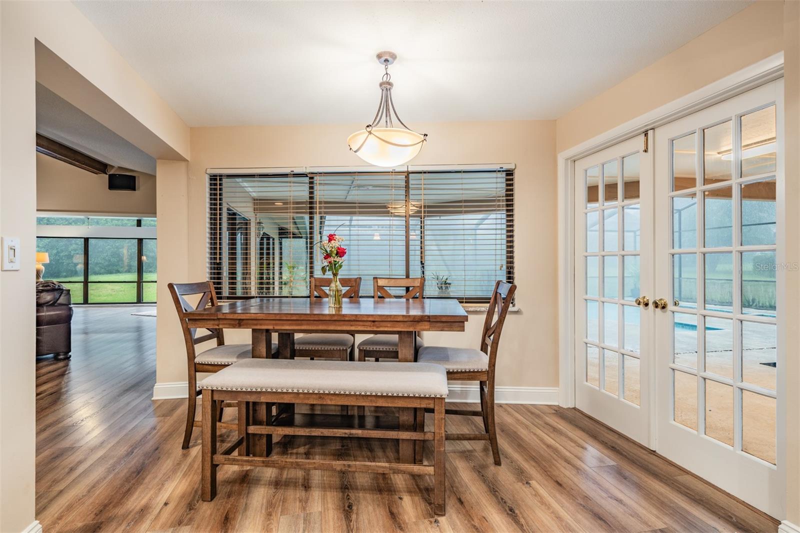 Image 15 of 70 For 3472 Shoreline Circle