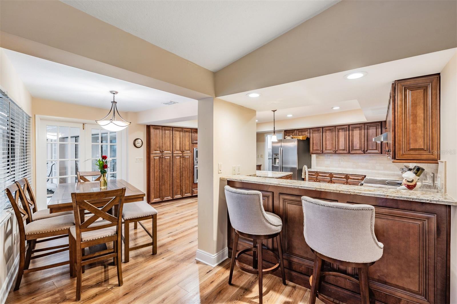 Image 16 of 70 For 3472 Shoreline Circle