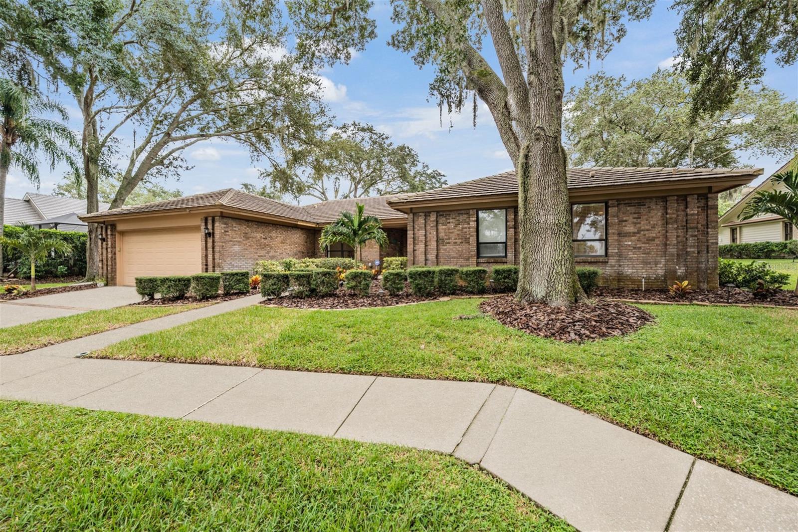 Image 48 of 70 For 3472 Shoreline Circle