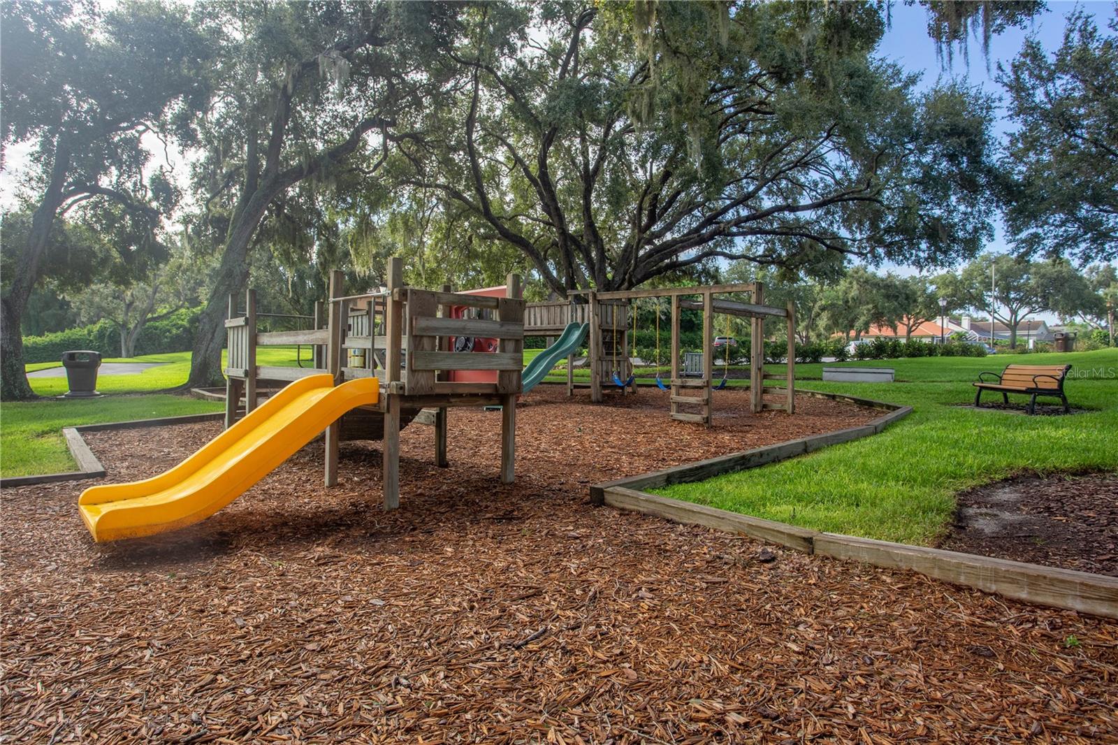 Image 61 of 70 For 3472 Shoreline Circle