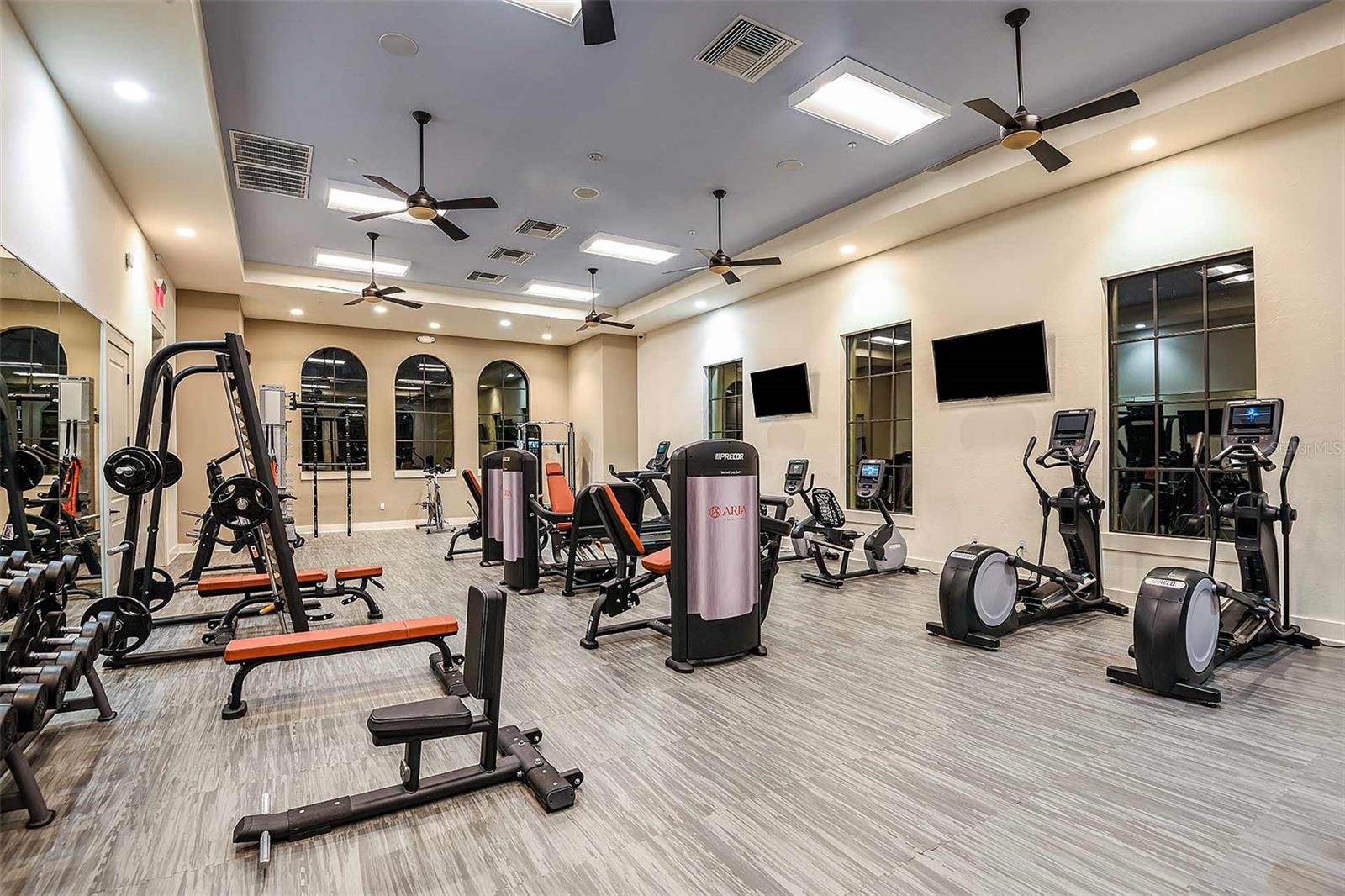 Image 9 of 47 For 456 Bocelli Drive