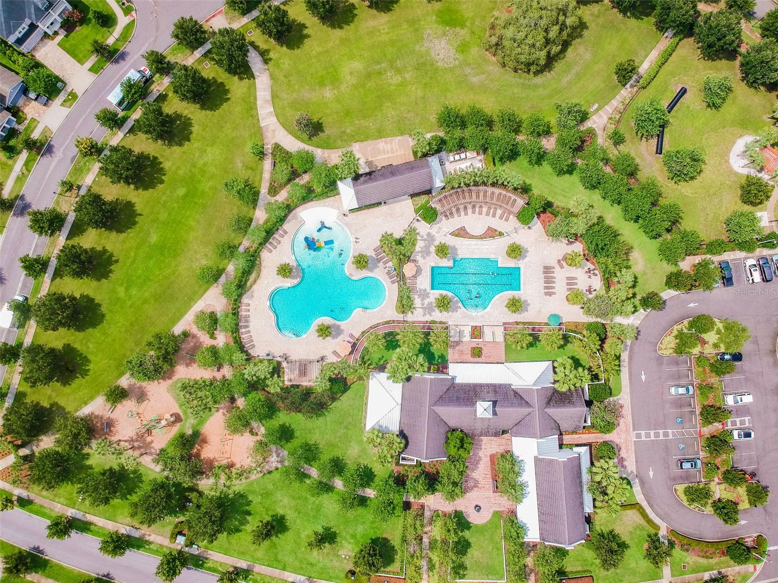 Image 51 of 67 For 15813 Fishhawk Falls Dr