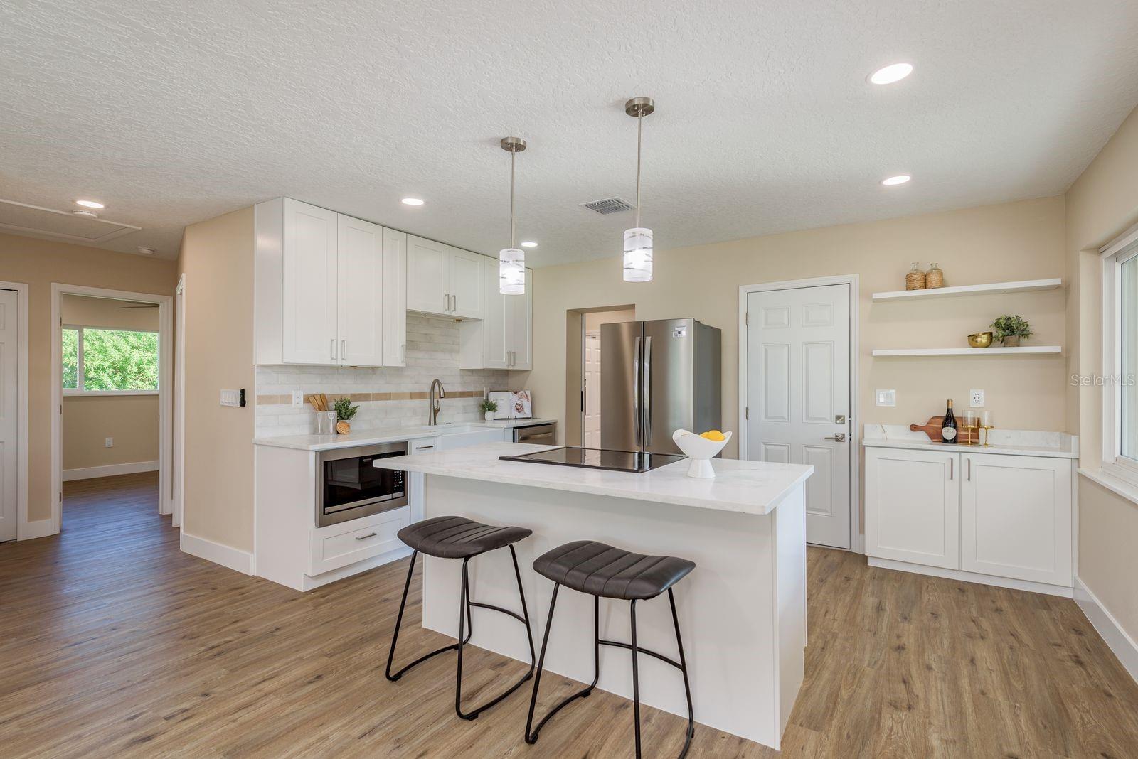 Image 9 of 36 For 2480 Del Rio Way