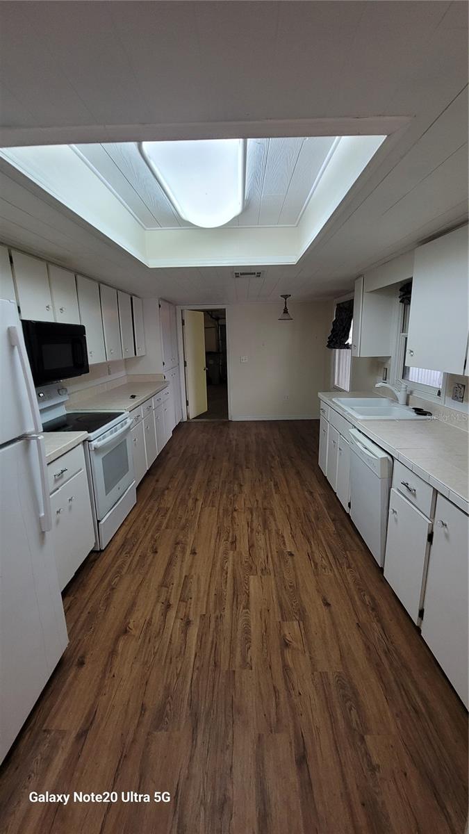 Image 2 of 16 For 2039 Lake Alden Drive