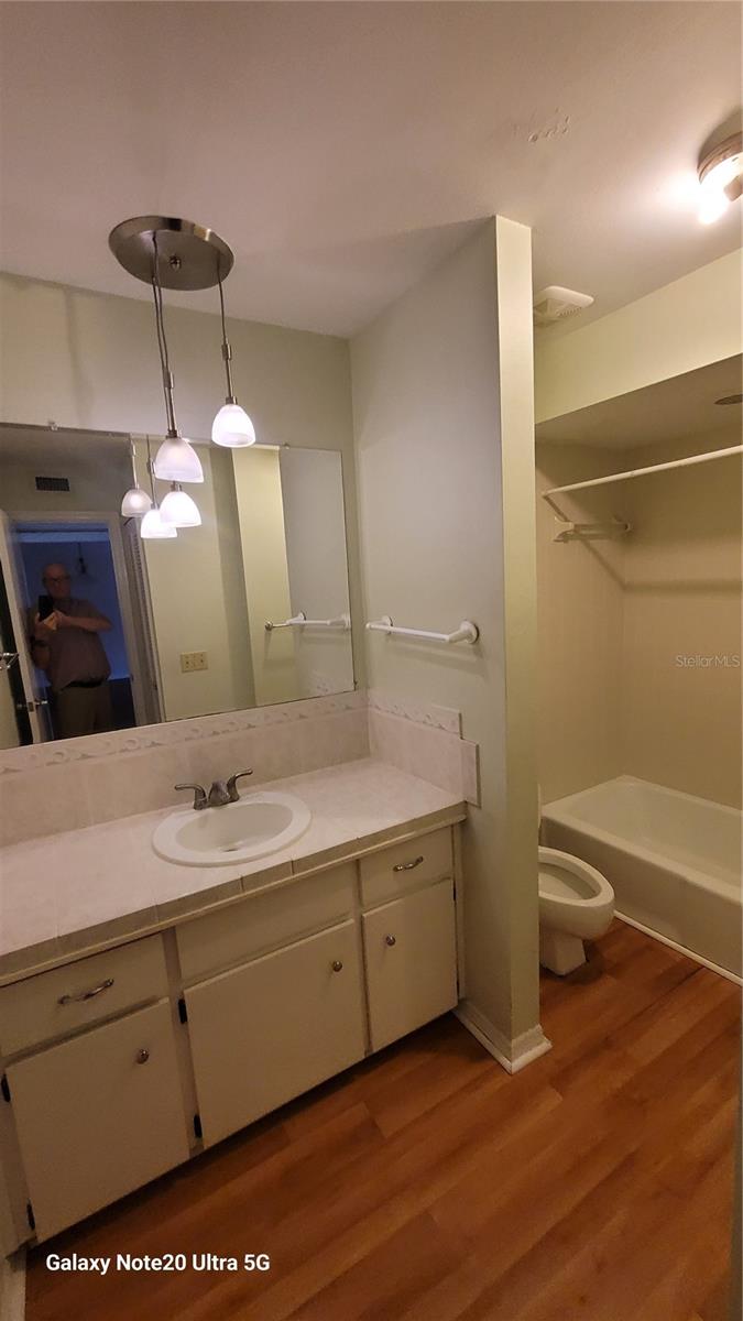 Image 6 of 16 For 2039 Lake Alden Drive