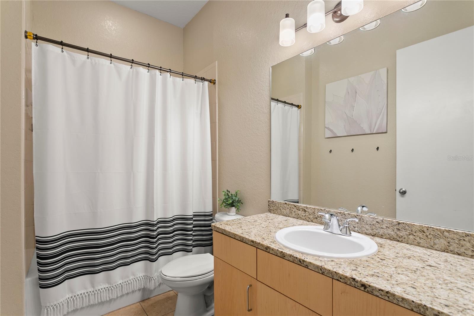 Image 32 of 60 For 1501 Horatio Street 104