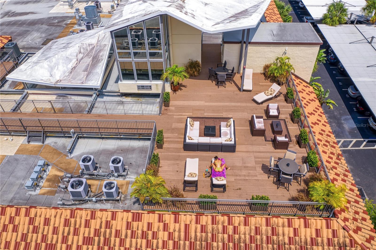 Image 38 of 60 For 1501 Horatio Street 104