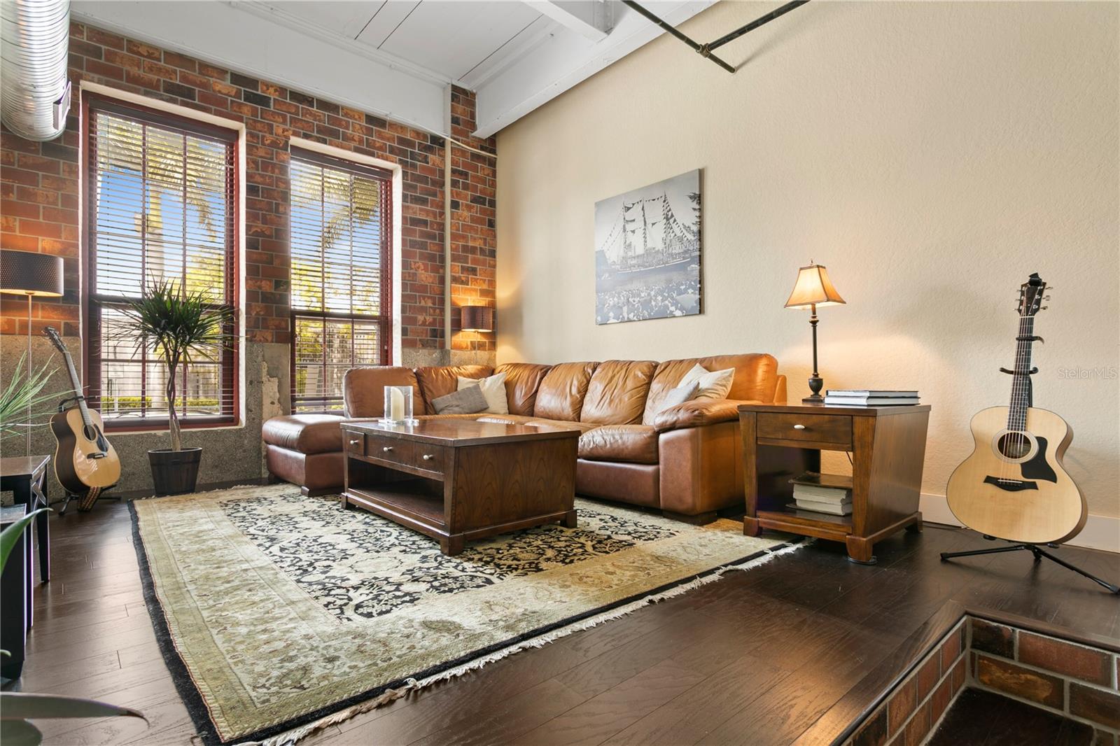 Image 9 of 60 For 1501 Horatio Street 104