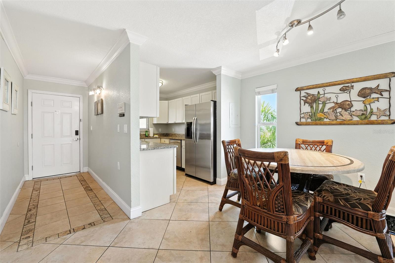 Image 19 of 40 For 10265 Gulf Boulevard A-301
