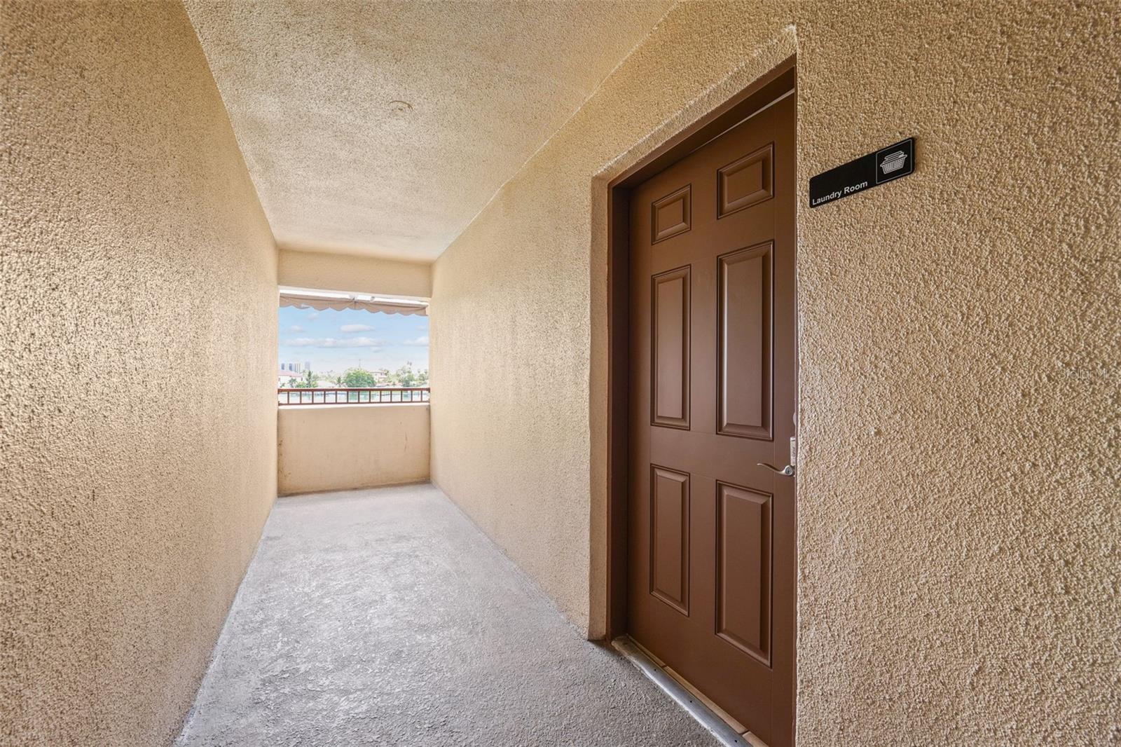 Image 27 of 40 For 10265 Gulf Boulevard A-301