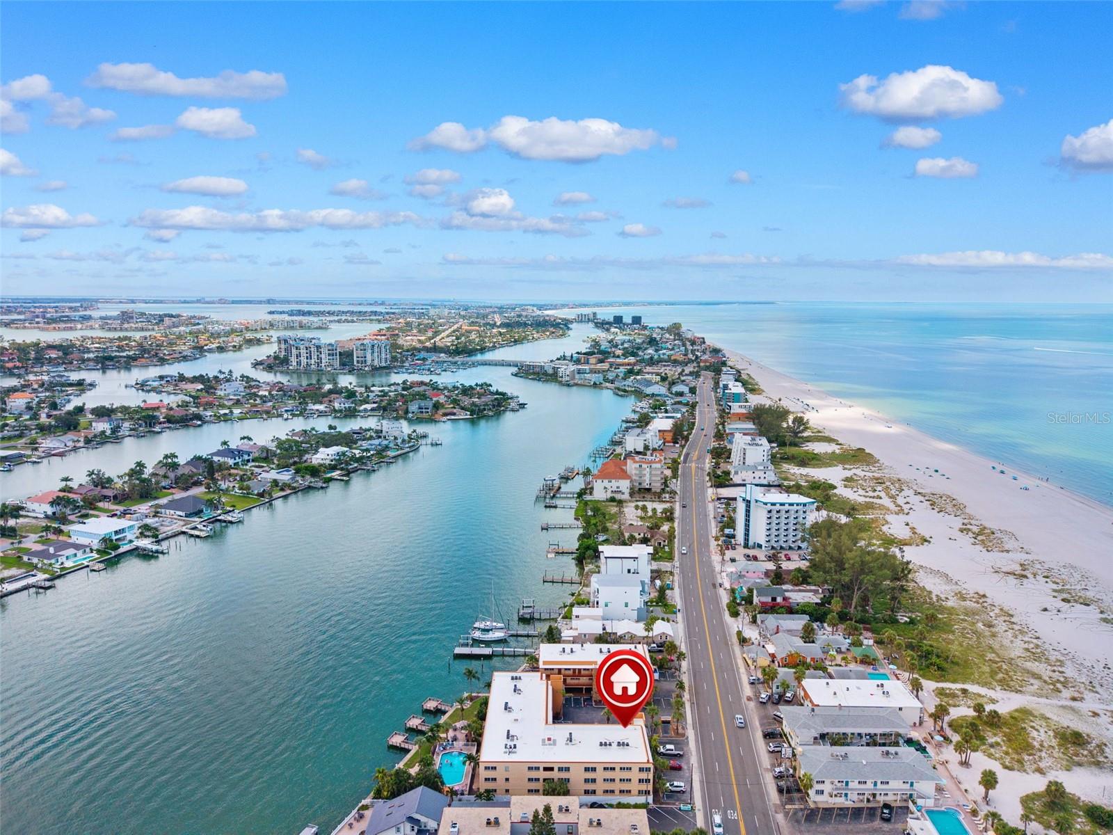 Image 33 of 40 For 10265 Gulf Boulevard A-301
