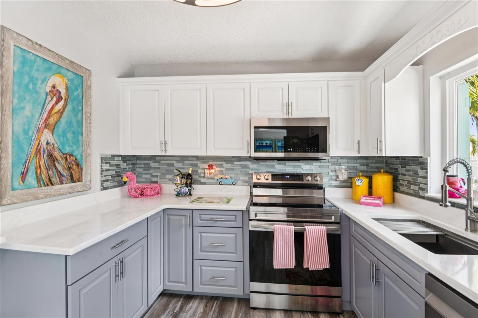 Image 14 of 56 For 7869 Causeway Boulevard S
