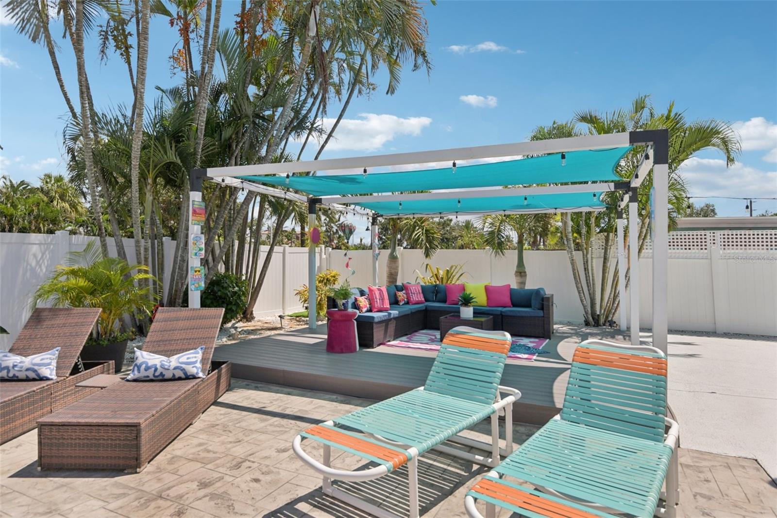 Image 31 of 56 For 7869 Causeway Boulevard S