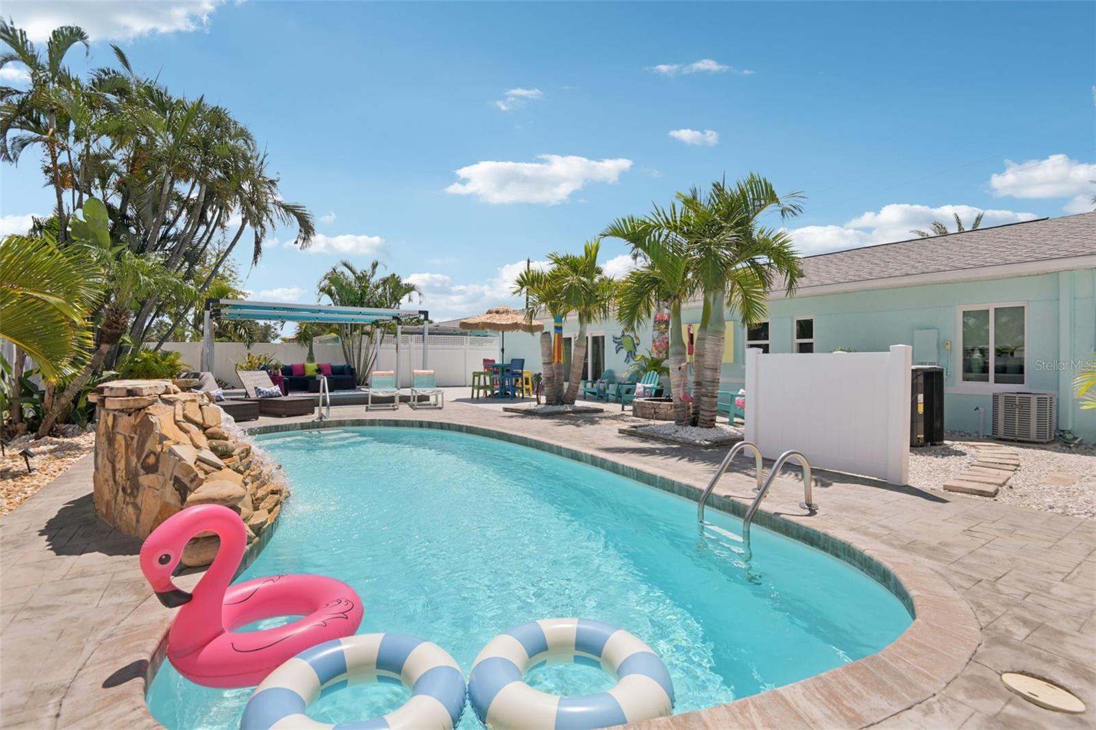 Image 35 of 56 For 7869 Causeway Boulevard S