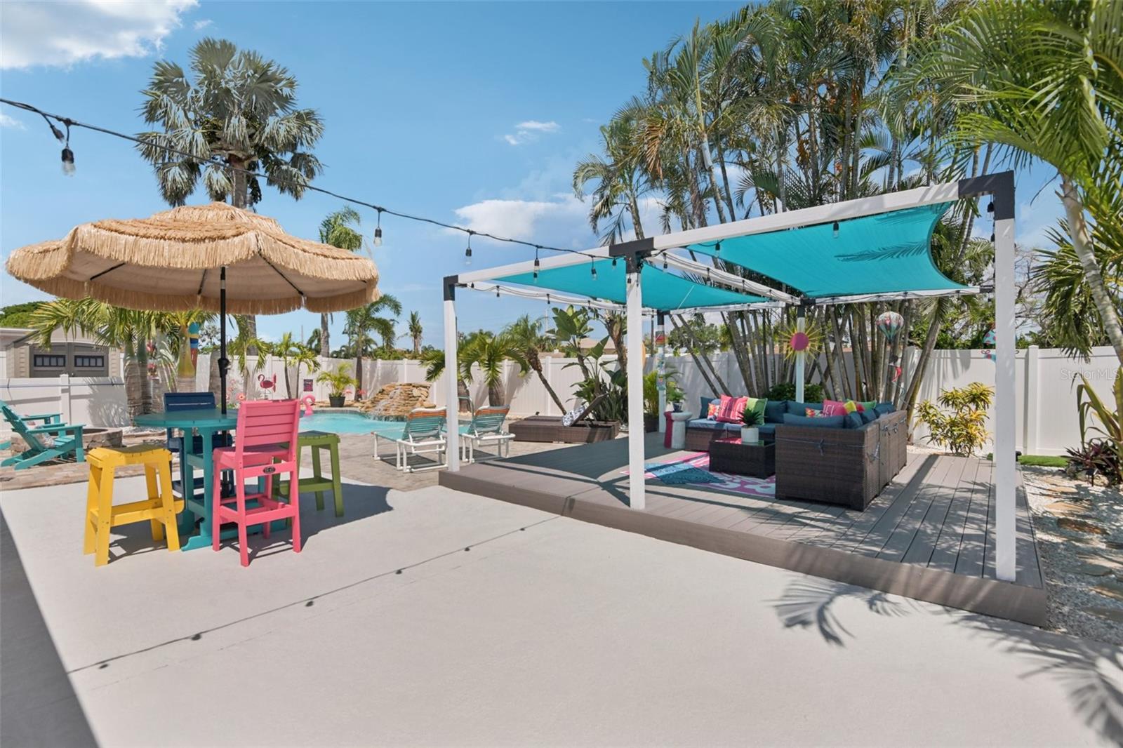 Image 39 of 56 For 7869 Causeway Boulevard S