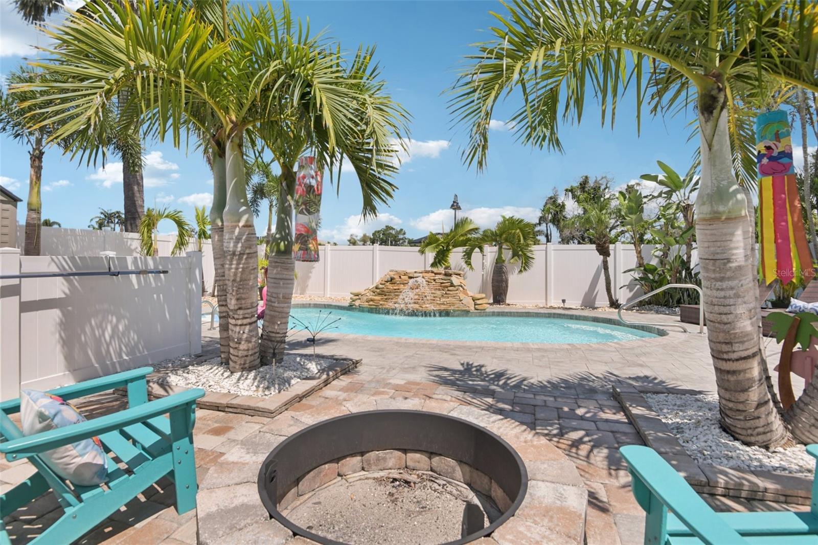Image 40 of 56 For 7869 Causeway Boulevard S