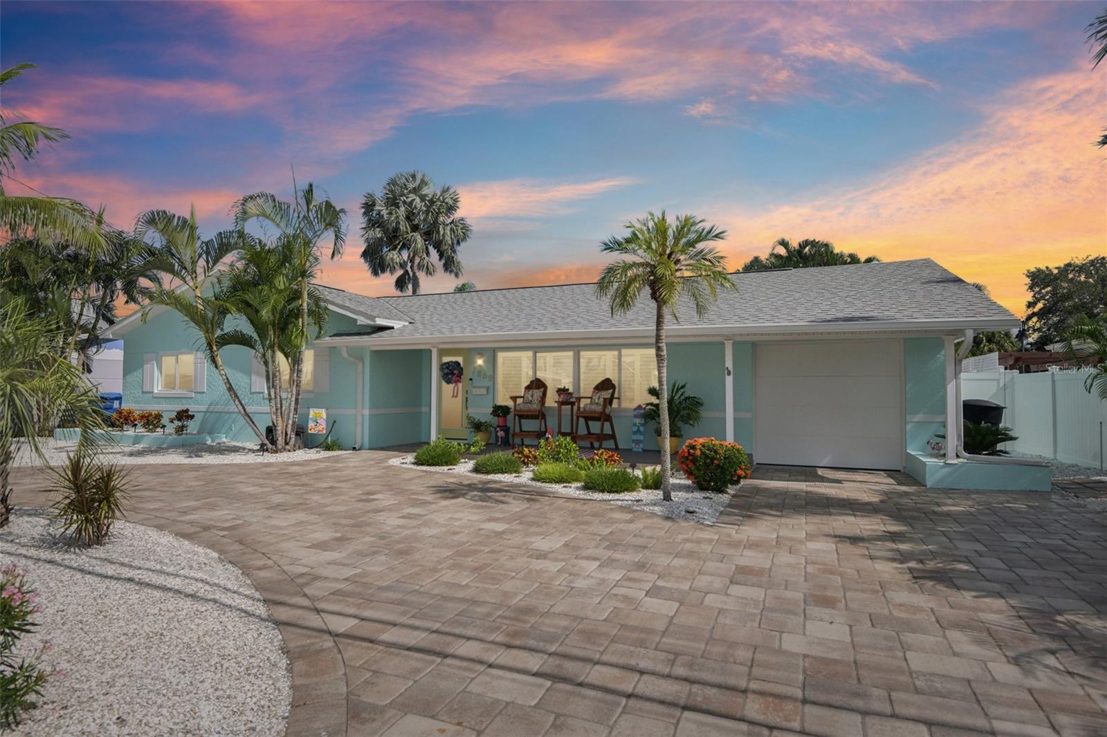 Image 52 of 56 For 7869 Causeway Boulevard S