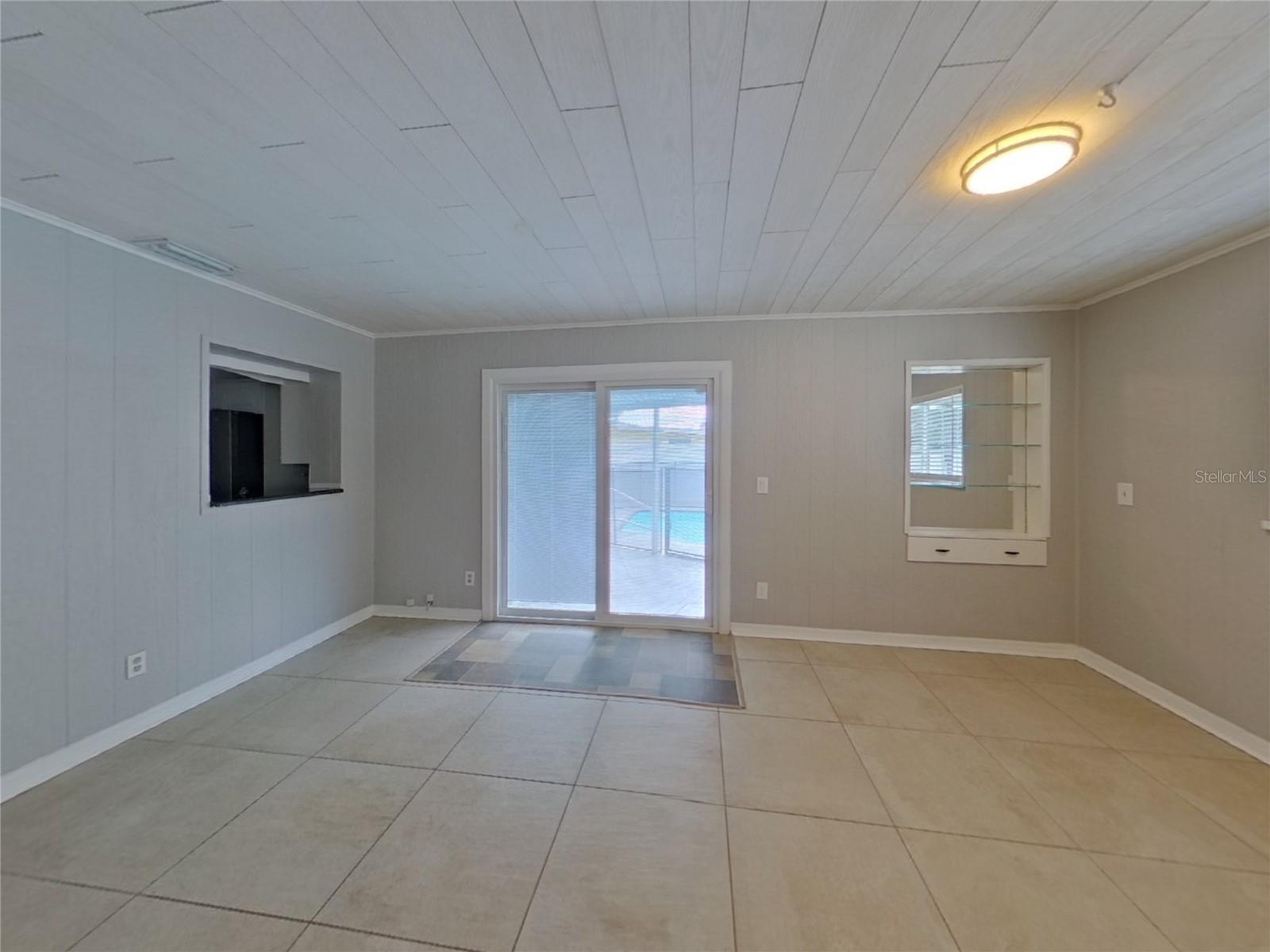 Image 14 of 15 For 5281 56th Avenue N