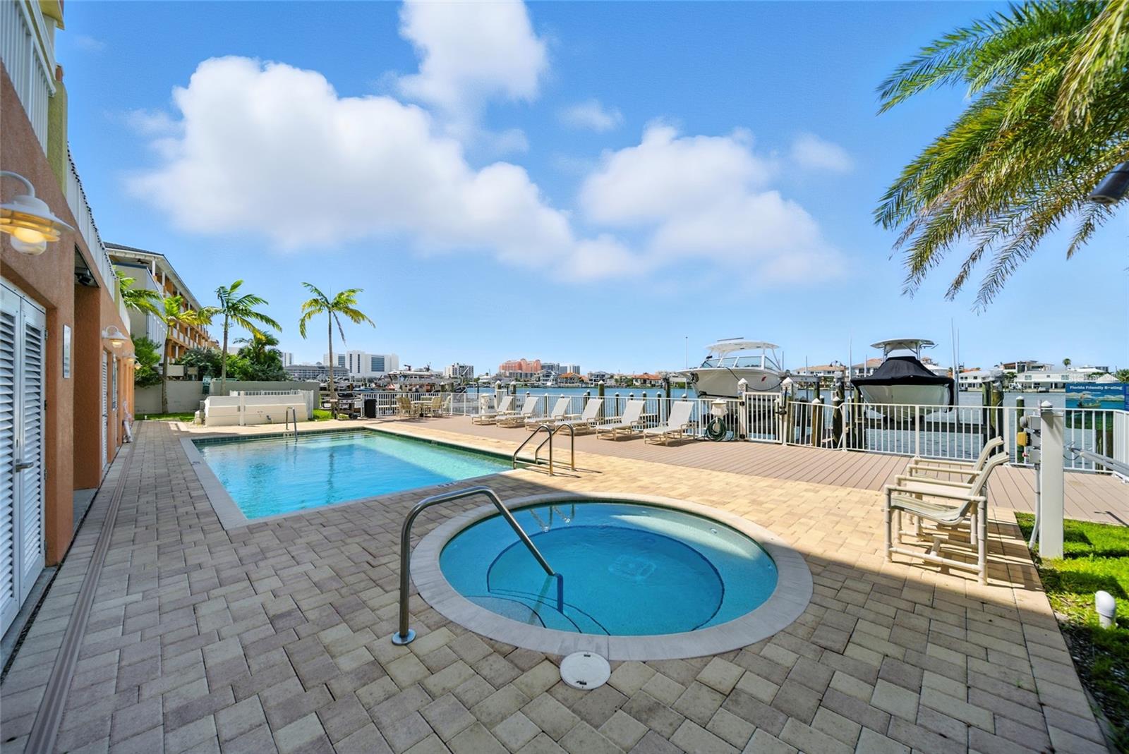 Image 31 of 41 For 706 Bayway Boulevard 203
