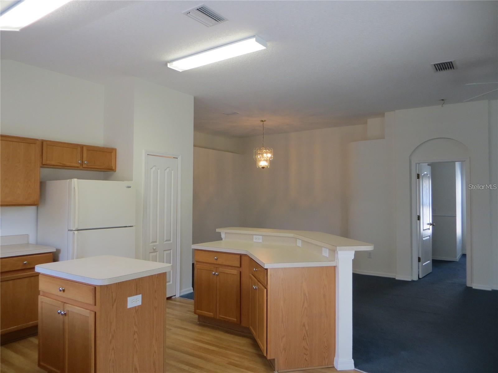 Image 11 of 40 For 1012 Torreya Way