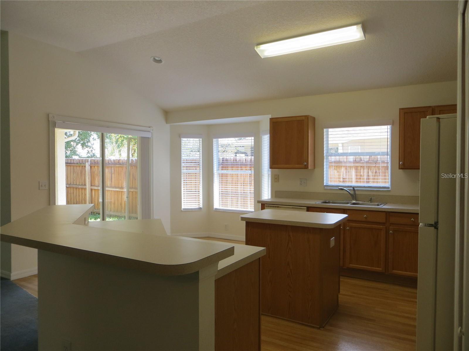 Image 6 of 40 For 1012 Torreya Way