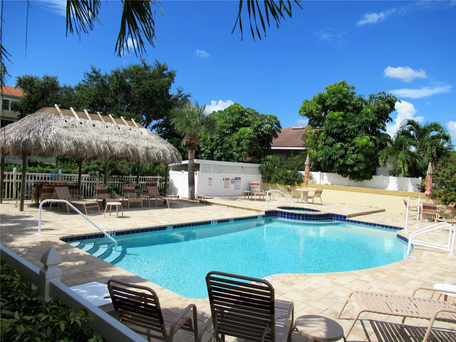 Image 2 of 30 For 1045 Pinellas Bayway S