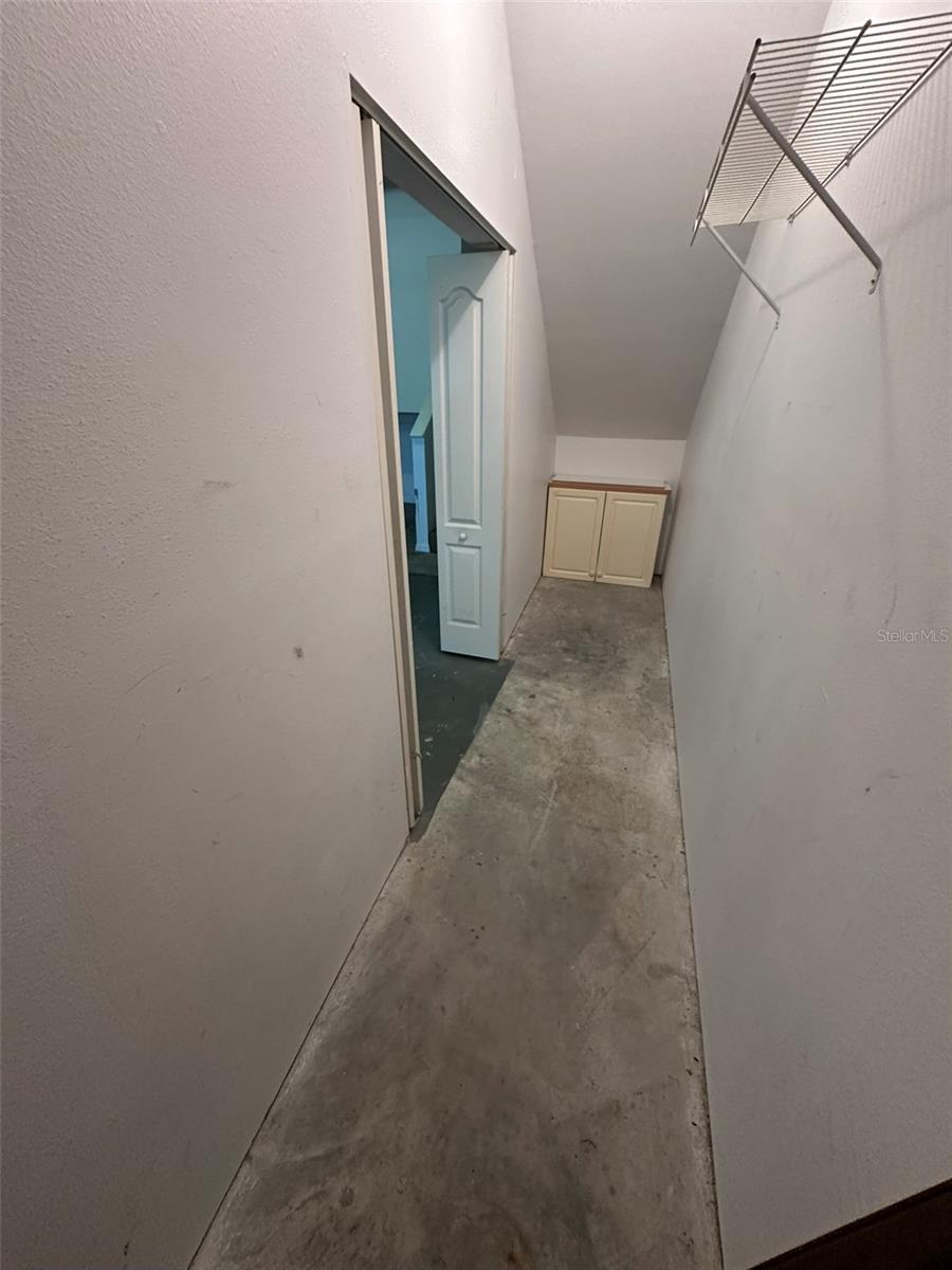 Image 39 of 39 For 1045 Pinellas Bayway S