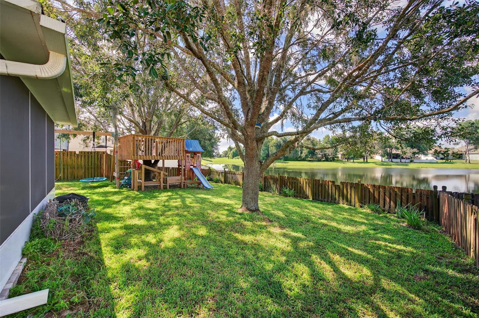Image 14 of 75 For 12543 Chenwood Avenue