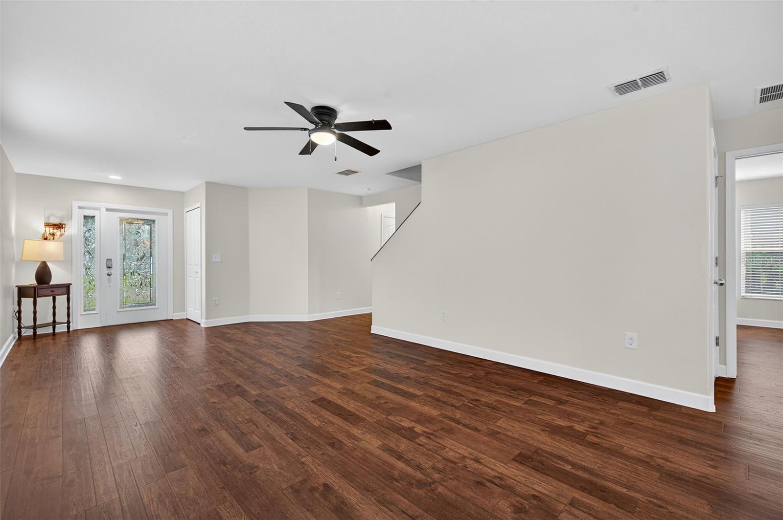 Image 20 of 75 For 12543 Chenwood Avenue