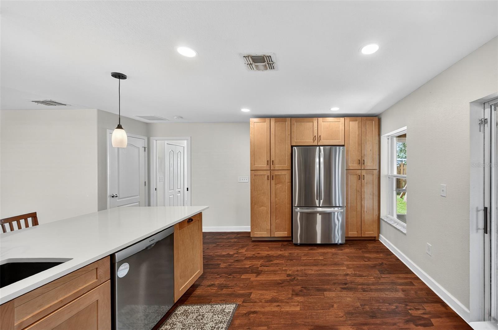 Image 28 of 75 For 12543 Chenwood Avenue