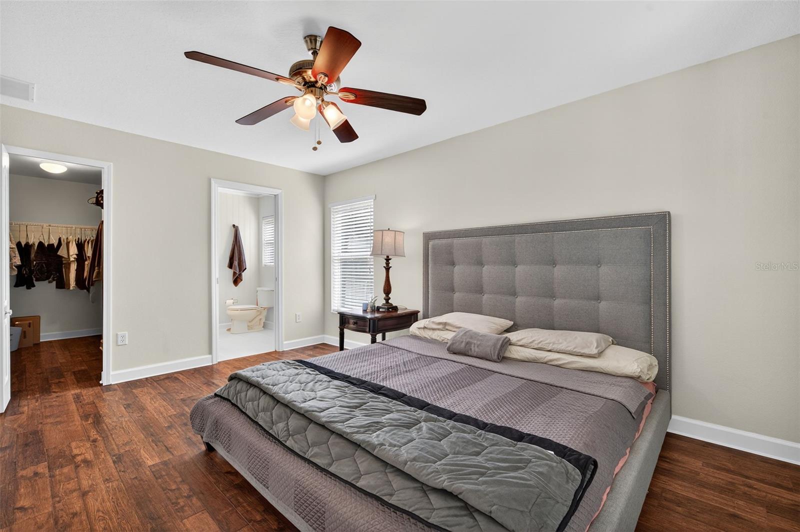 Image 29 of 75 For 12543 Chenwood Avenue