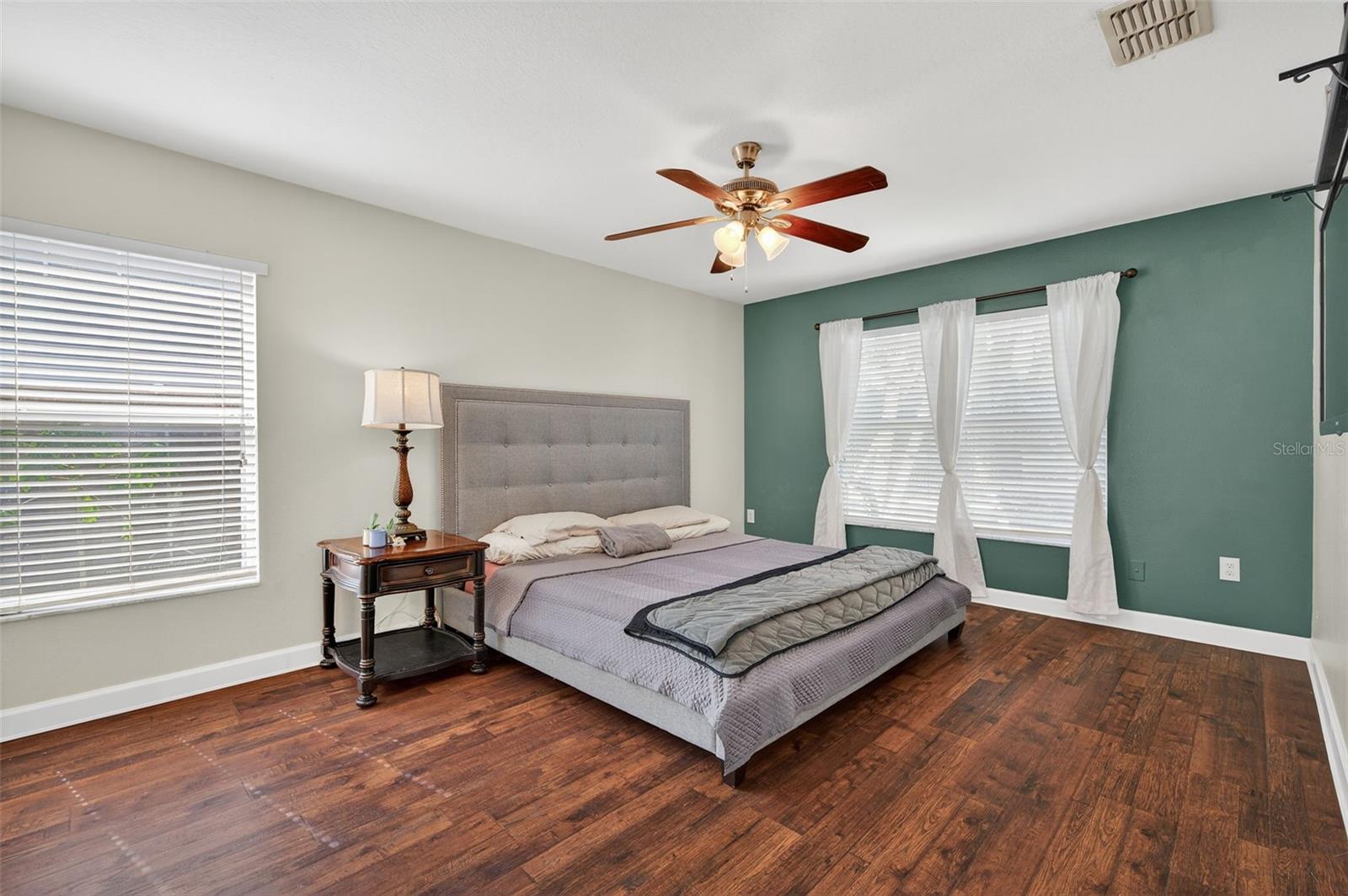 Image 30 of 75 For 12543 Chenwood Avenue