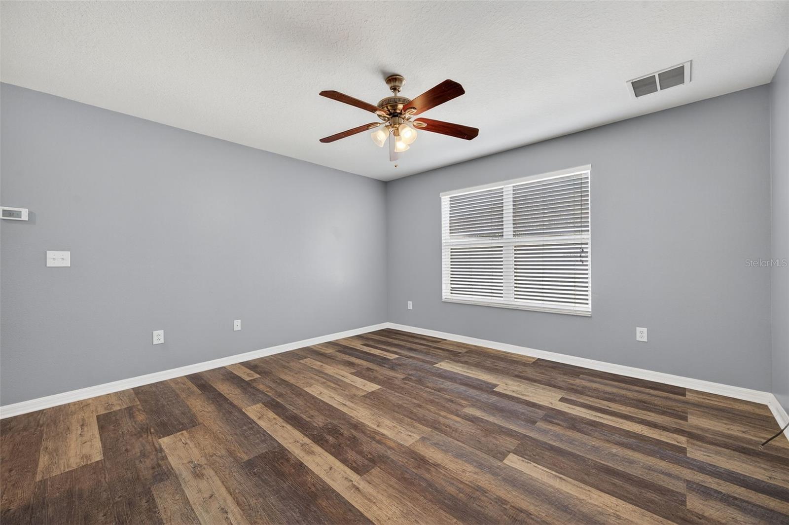 Image 40 of 75 For 12543 Chenwood Avenue