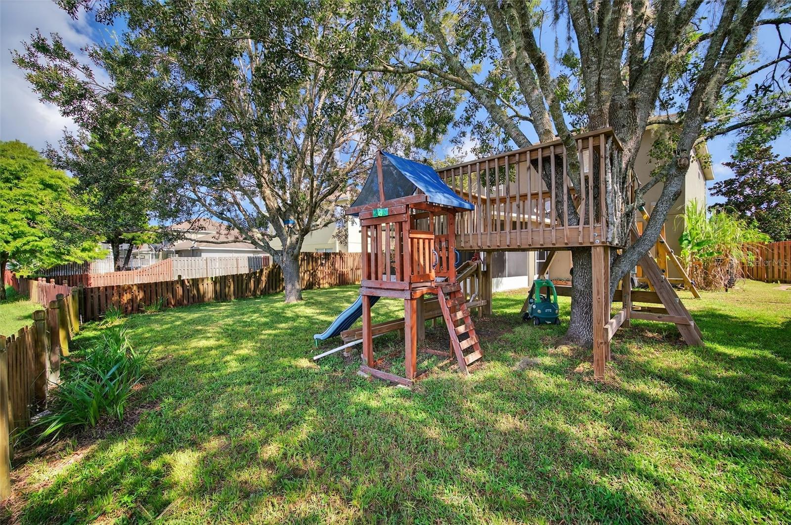 Image 5 of 75 For 12543 Chenwood Avenue